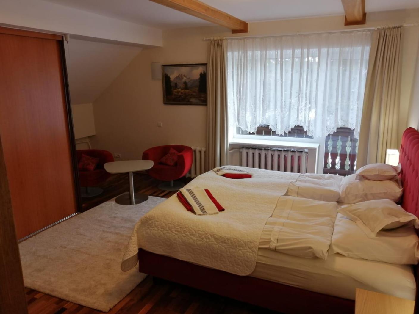 Ramus Poilsis Prie Sirvintu Mariu Hotel Sirvintos Kültér fotó